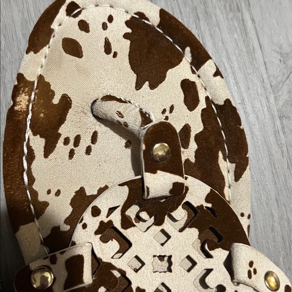 Cato size 9 brown cow print sandals - Picture 3 of 5
